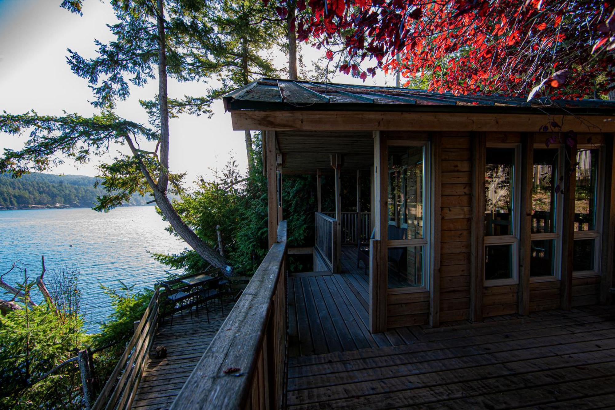 Shangrila Waterfront Vacation Home Bedwell Harbour Exterior foto