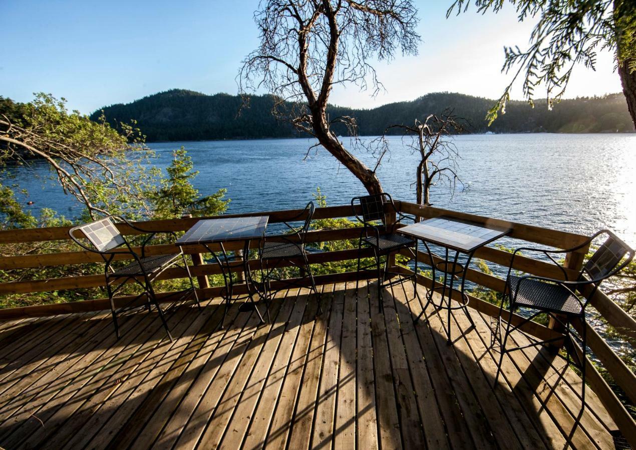 Shangrila Waterfront Vacation Home Bedwell Harbour Exterior foto